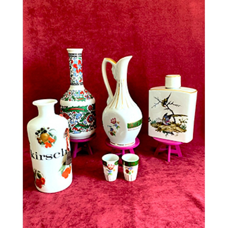 Porselen v Cam Karma Lot