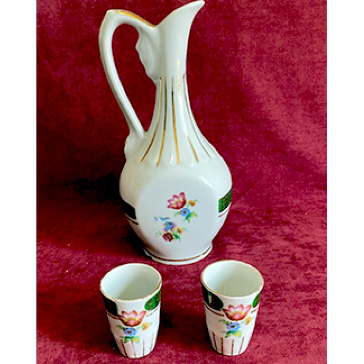 Porselen v Cam Karma Lot